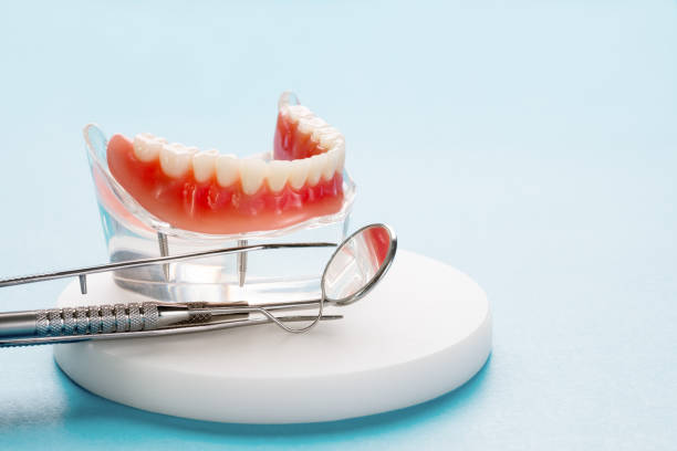 Best Tooth Extraction  in Oak Trail Shores, TX